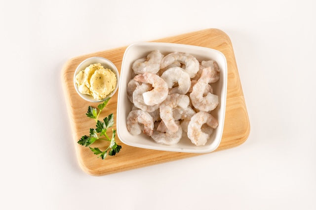 Land and Sea Gift Box (Sendoso)